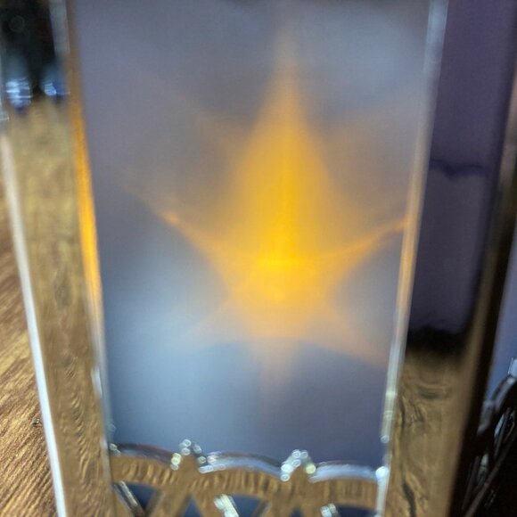 Silver Battery-Powered Mini Plastic Lantern with Yellow LED Starlight Inside - Picture 5 of 6